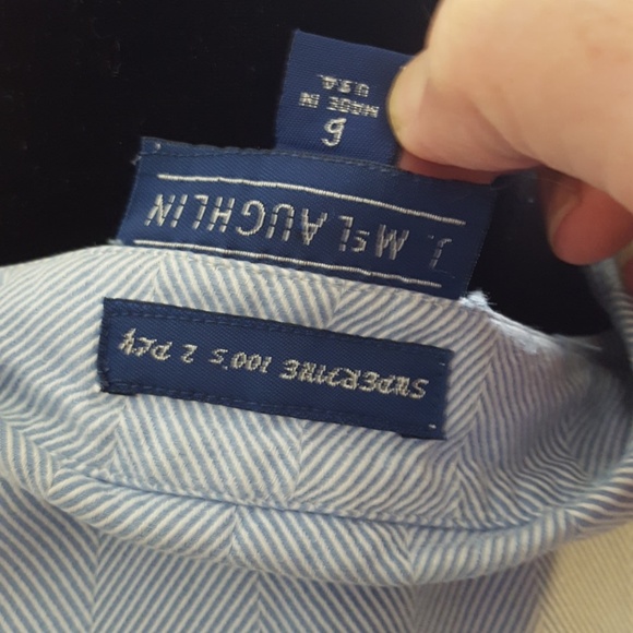 Classic Blouse - Picture 4 of 4